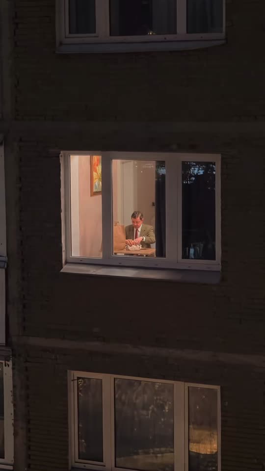 Your photo for the window peeper video